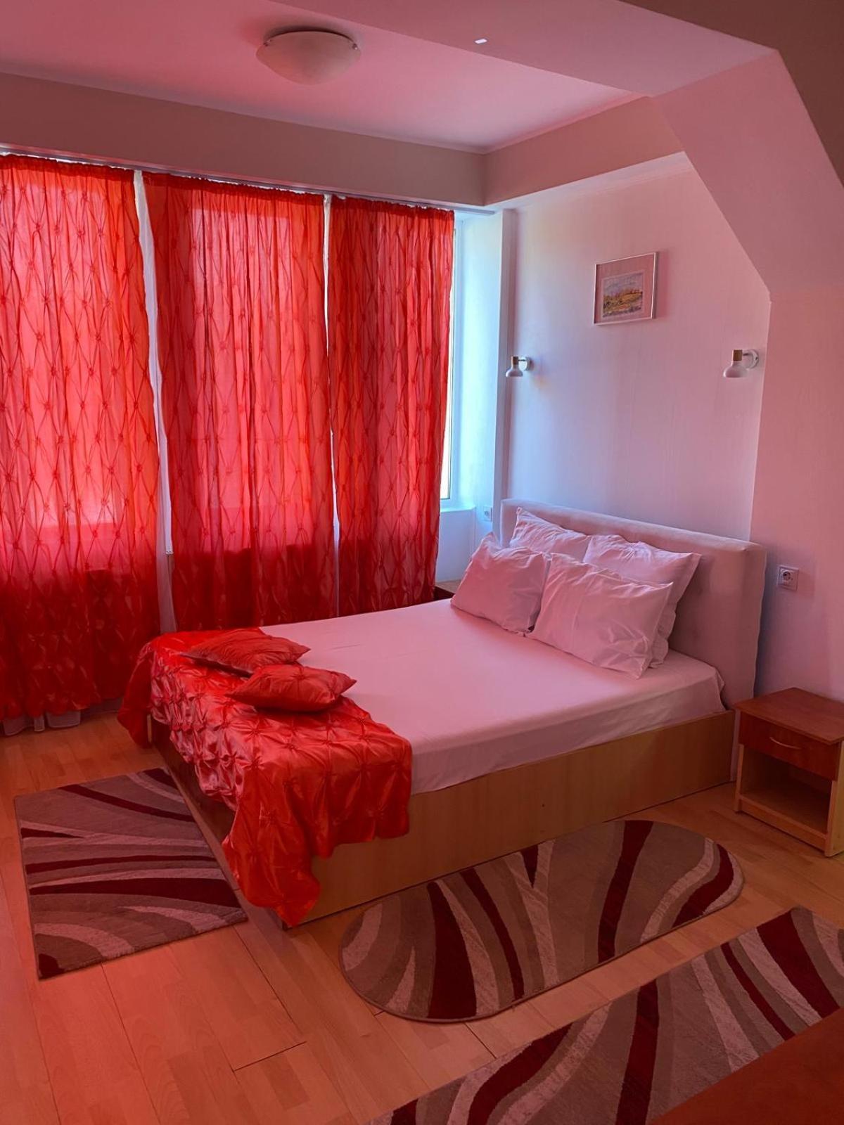 Hotel Sucidava Corabia Екстер'єр фото